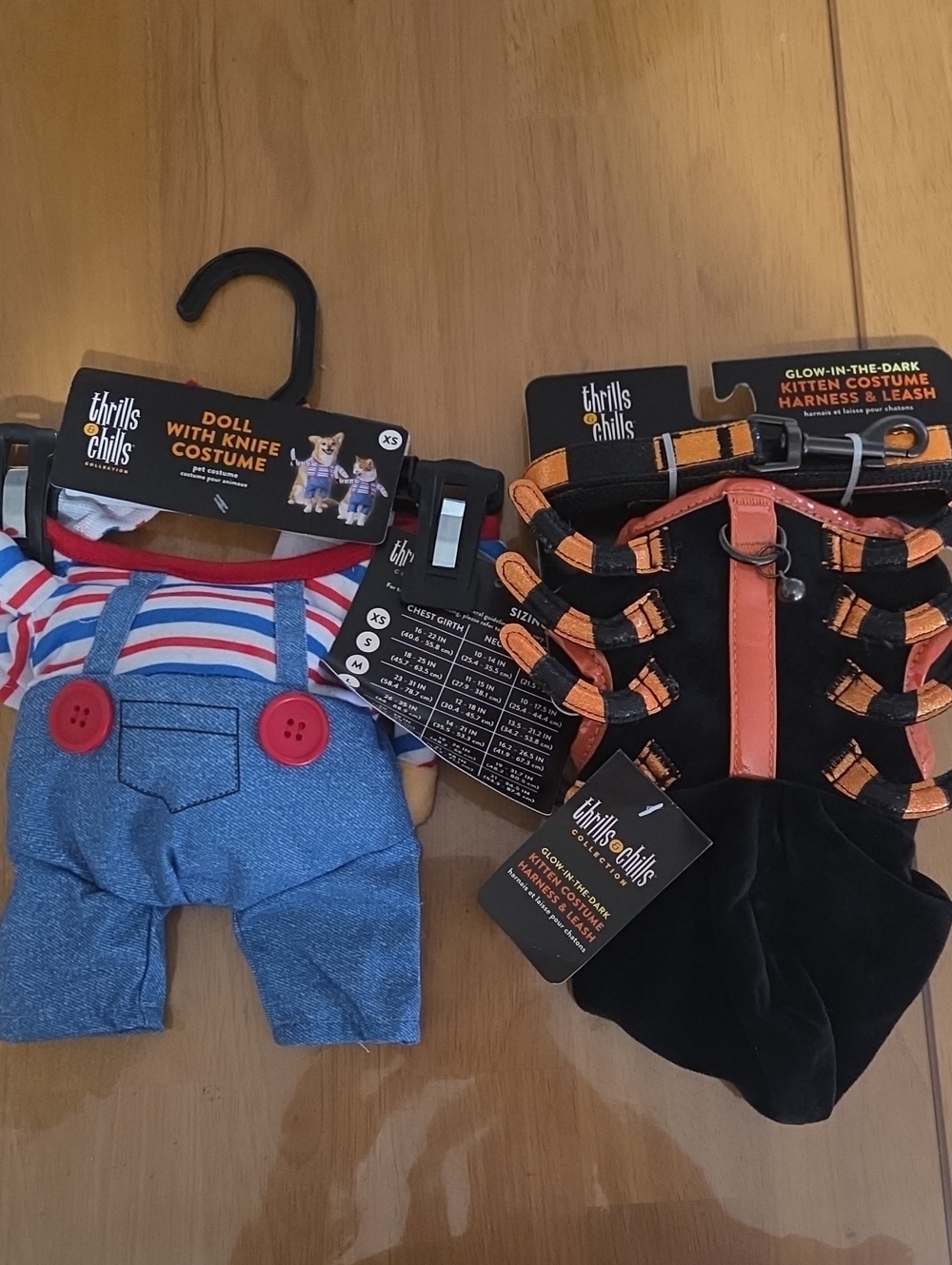 2 Cat Costumes XS